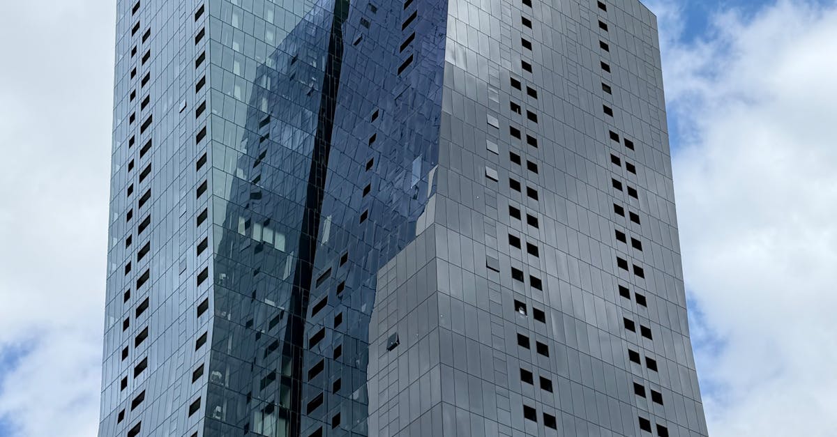 The Impact of Weather on Melbourne Roofing